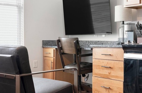 Five Points South Apartment | Landing | Beautiful Studio, Gym, Yoga Studio