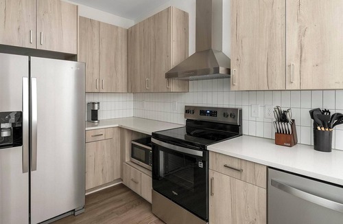 Sand Ridge Apartment | Landing | Chic 1BD, Clubhouse, Gym