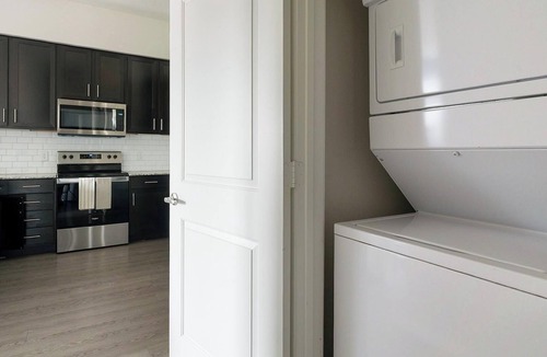 Conroe Apartment | Landing | Incredible 1BD, Gym