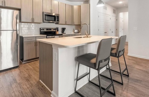 Cordova Apartment | Landing | Incredible 1BD, Yoga Studio, Pool