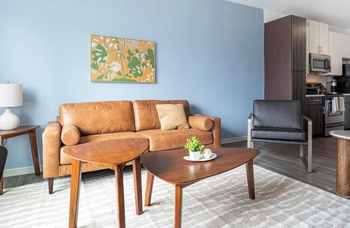 Fairvilla Apartment | Landing | Incredible 2BD, Clubhouse, Gym