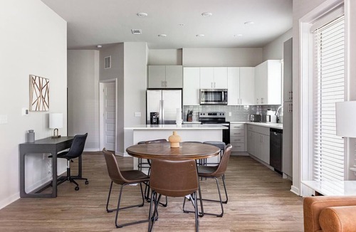 Wimauma Apartment | Landing | Incredible 2BD, Clubhouse, Gym