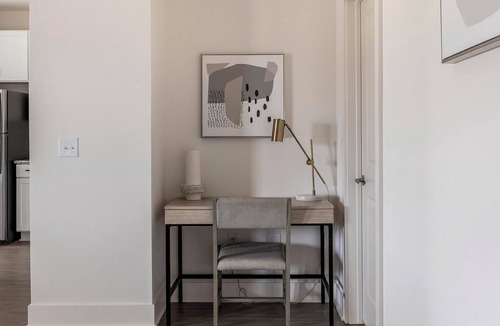 Athens Apartment | Landing | Incredible 3BD, Gym, Yoga Studio
