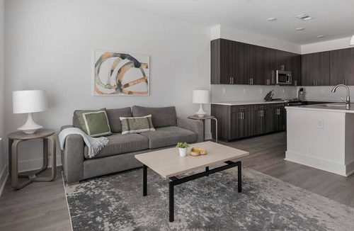 Crestline Heights Apartment | Landing | Modern 2BD, Gym, Pool