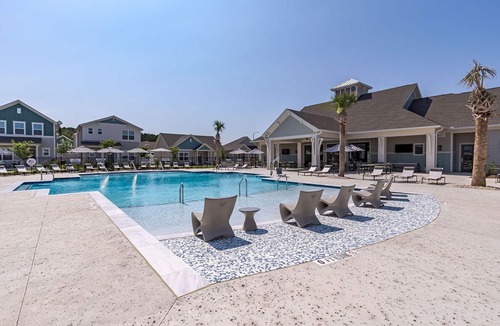 Port Wentworth Apartment | Landing | Modern 2BD, Gym, Pool
