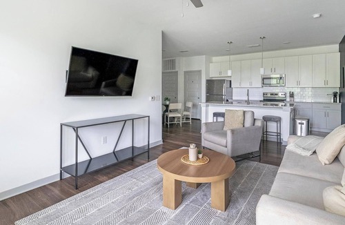 Sand Ridge Apartment | Landing | Modern 2BD, Yoga Studio, Gym