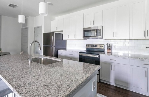 Sand Ridge Apartment | Landing | Modern 2BD, Yoga Studio, Gym