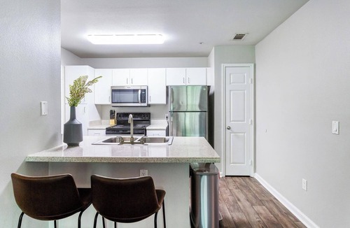 Tallahassee Apartment | Landing | Modern 2BD, Gym, Game Room