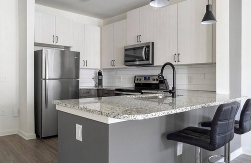Mableton Apartment | Landing | Spectacular 1BD, Rooftop Lounge, Gym