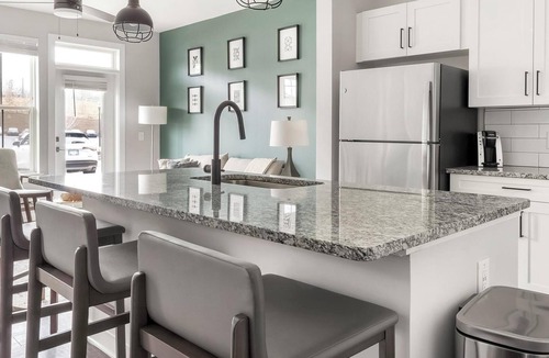 Mableton Apartment | Landing | Spectacular 1BD, Gym, Pool