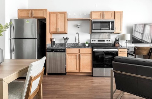 Five Points South Apartment | Landing | Spectacular Studio, Pool, Yoga Studio