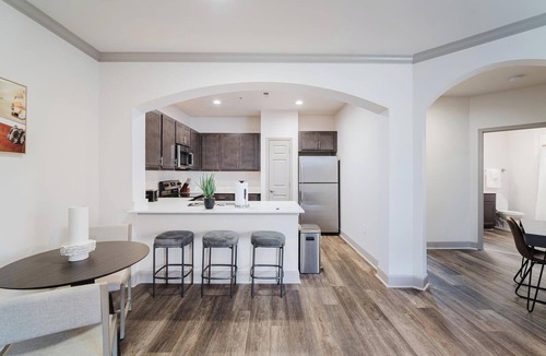 Corryville Apartment | Landing | Spectacular 2BD, Pool, Clubhouse