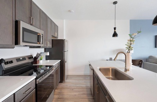Cordova Apartment | Landing | Stunning 1BD, Clubhouse