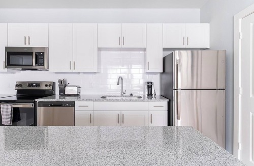 Conroe Apartment | Landing | Stunning 2BD, Clubhouse, Game Room