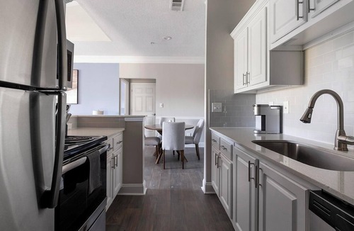 McDonough Apartment | Landing | Stunning 2BD, Pool, Gym