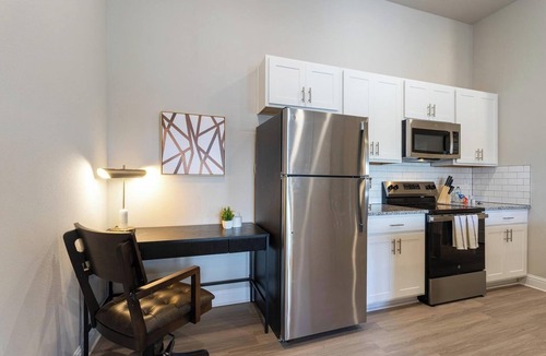 Crestview Apartment | Landing | Stylish 2BD, Gym, Game Room
