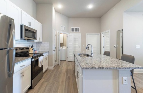 Crestview Apartment | Landing | Stylish 2BD, Gym, Game Room