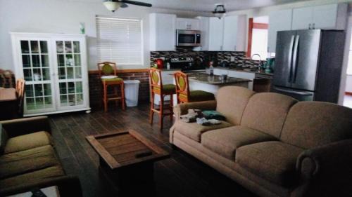 Dock Junction House | Large Home Water View Canal Rd