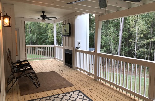 North Augusta House | Large New Custom Home, Minutes to the Course