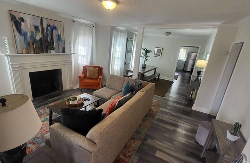 Crestline Heights House | Large, Renovated On E. Lake Park! Comfy Cottage