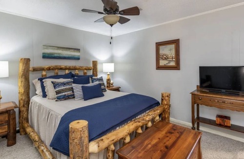 Little Kowaliga House | Large Waterfront Lake House On Neros Point, Lake Martin