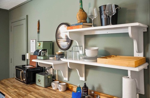 Lookout Mountain Bed & Breakfast | Laurel Falls Suite on Lookout Mountain