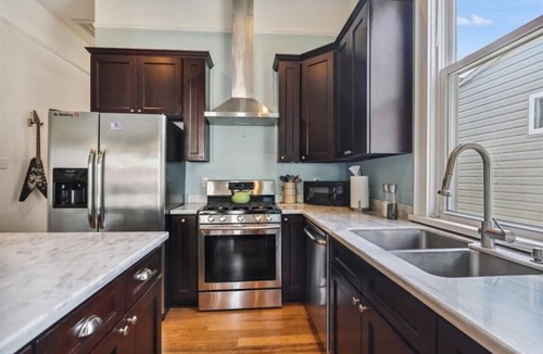 South 7th Ward House | Le Maison d`Art - 5-6 blocks away from live jazz
