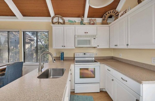 St. Simons Island Condo | Located in Sea Palms with beautiful Marsh views!