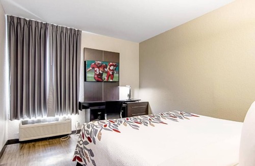 Locust Grove Hotel | Locust Grove Haven: FREE Parking, Pets Allowed! Near Clayton State University!