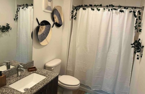 East Side Apartment | Loft w/ 2 double suite 5 minutes walk to belt line