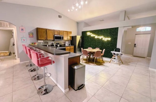 Port Saint Lucie House | Love Islander's Retreat - Sleeps 14 with Heated Pool & Game Room