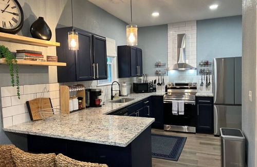 Valley Falls House | Lovely Pet Frendly Home by Sherman