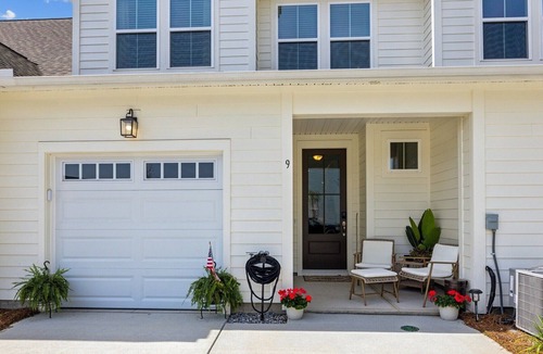 Bluffton House | Lowcountry Luxe - Golf, Bike, Eat, Fun!