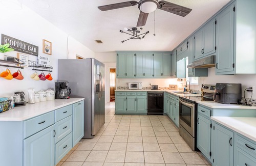 Meridian House | Lrge Golden Isles Home-Huge Pool, Hot Tub, Game Rm