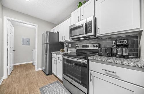 Athens Apartment | Lux 3BR, Prime Location Near UGA & Downtown Athens