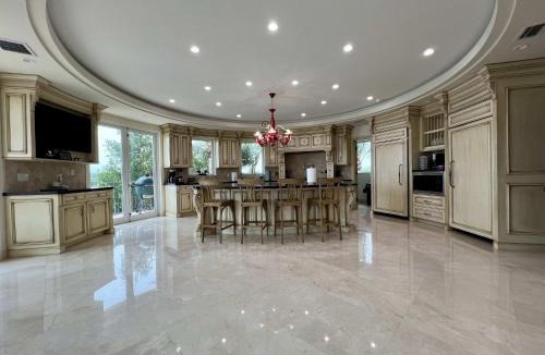 Key Largo House | Lux Key Largo Oceanfront 5 Bedroom 4 Bathroom Pool