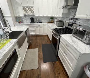 Milneburg House | LUX NOLA Haven