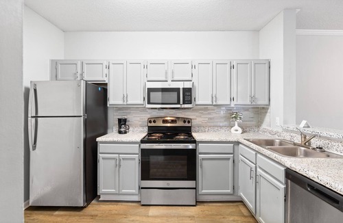 Mobile Apartment | Luxary 2 bedroom Apartment in Mobile,Al