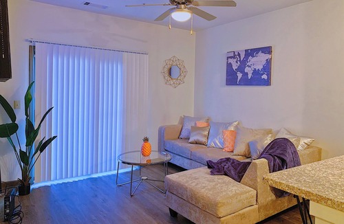 Westside Condo | Luxurious and Cozy Condo in Midtown