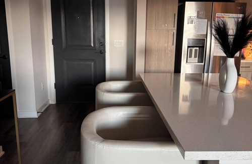 Reynoldstown Apartment | Luxurious corner unit in quiet Atlanta Oasis
