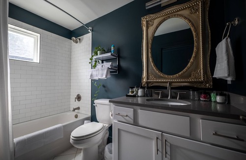 Northside House | Luxurious Escape in North Chatt / Breathe Easy