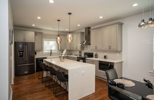 Buford Highway House | Luxurious Fully-Furnished 4-Bedroom Housen
