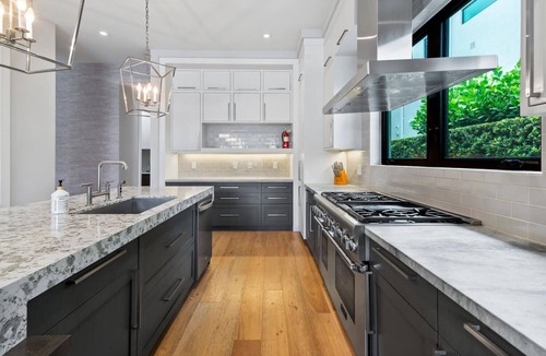 Riviera Isles House | LUXURIOUS MANSION WITH 5 SUITES ON THE WATER!