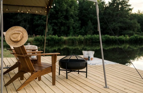 Fountain Inn RV Rental | Luxurious Tented Cabin with Lovely Wildlife in South Carolina
