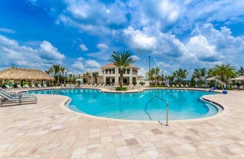 Kissimmee House | Luxury 4 bedroom 3 bath pool Home 271