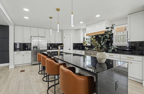 Cordova House | Luxury 6BR Priv Estate 2 Acres Theater Spa Ideal for Insurance & Corporate Stays