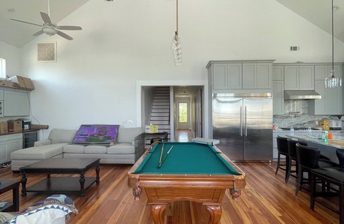 Pass Christian House | Luxury home HEATED pool and spa overlooking the Bay, 1 mile from the Beach.