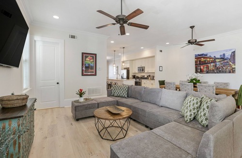 Freret House | Luxury home near everything!