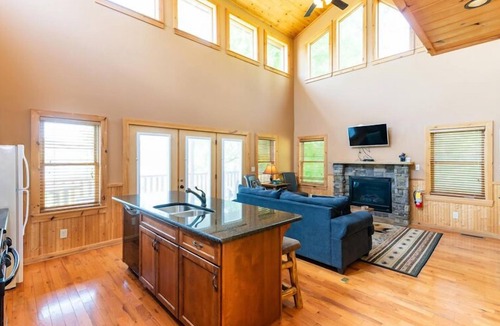 Vonore Cabin | Luxury Lakefront Cabin