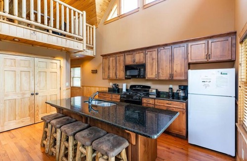 Vonore Cabin | Luxury Lakefront Cabin